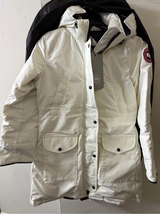 Canada Goose Jackets & Blazers - Canada Goose White and Black Insulated Parka with Hood